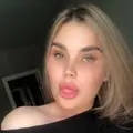 Я Карина, 24, знакомлюсь для секса на одну ночь в Бийске