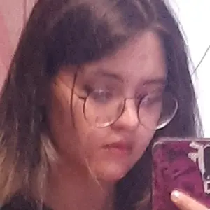 Я Анастасия, 18 из Ярославля, ищу знакомство с девушкой или парой для совместных путешествий