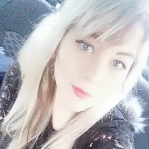 Я Lina, 25, ищу девушку для регулярного секса из Саратова