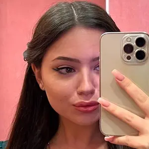 Я Dina, 25 из Уфы, ищу знакомство с парнем для приятного времяпровождения
